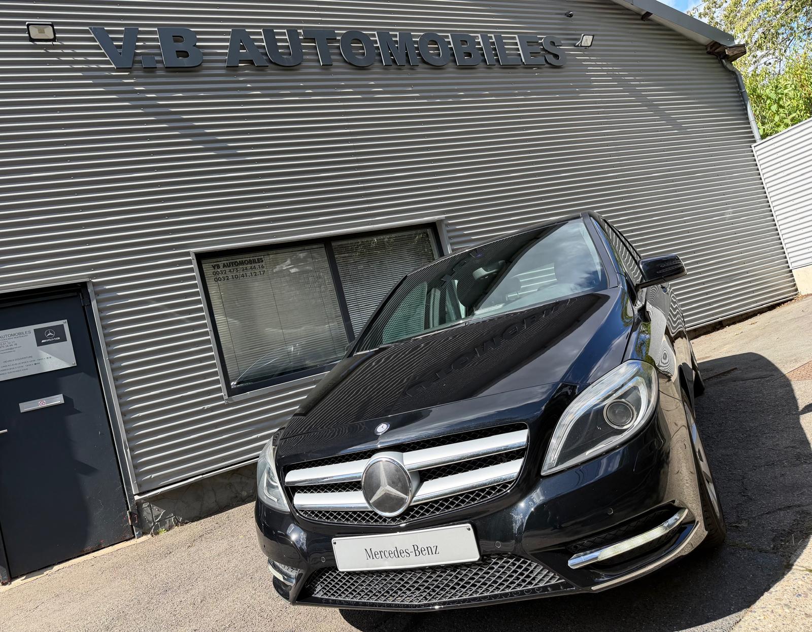 Mercedes-Benz B 180