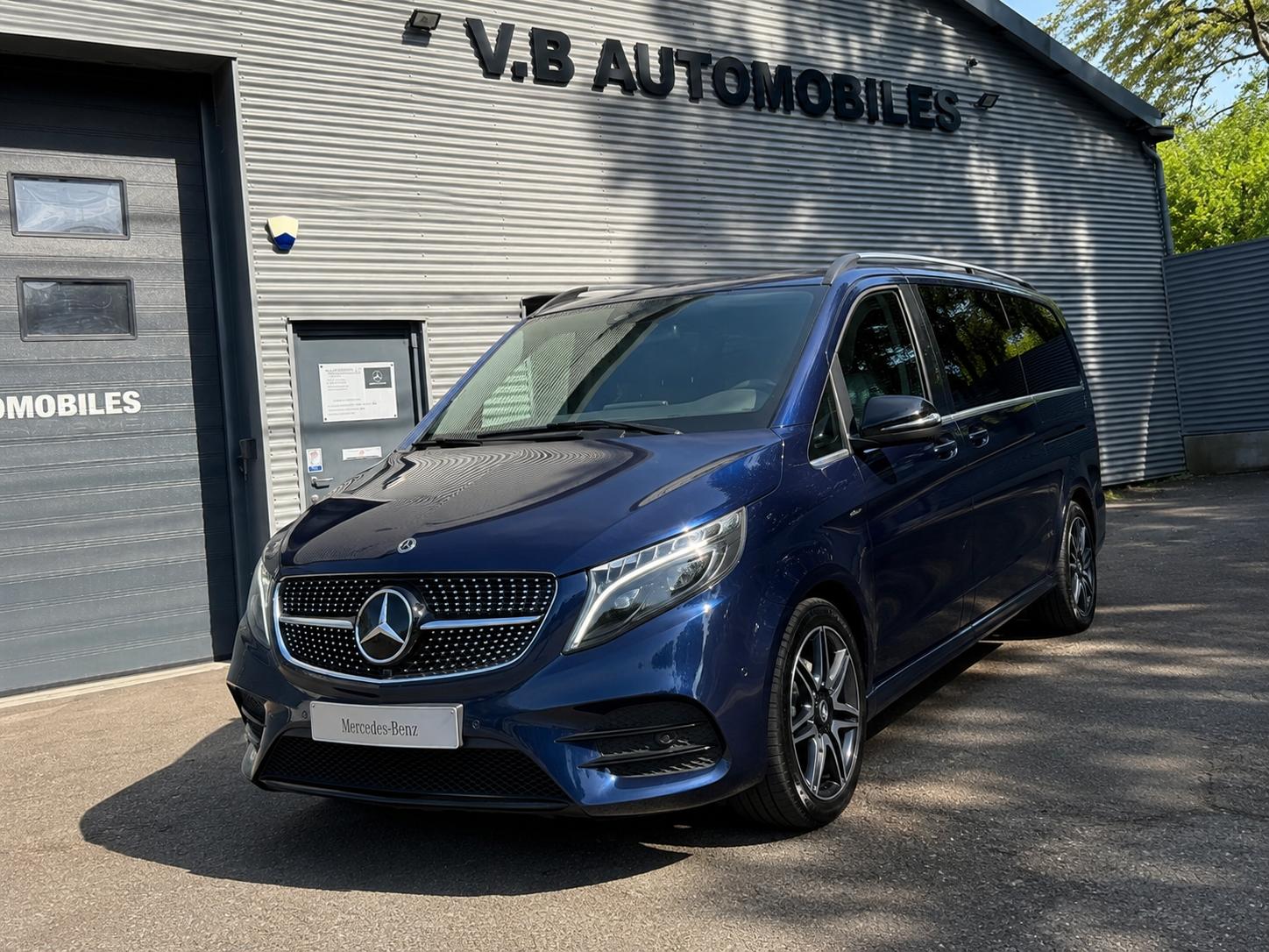Mercedes-Benz V 220